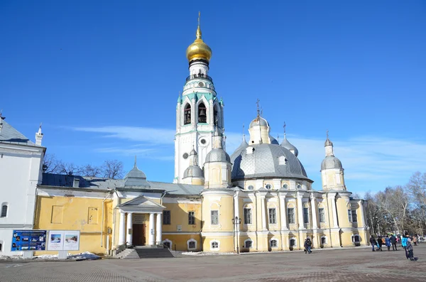 Vologda, sobornaya vierkante, opstanding kathedraal in het kremlin — Stockfoto