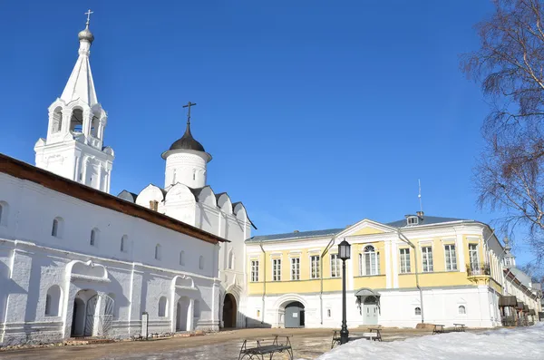 Monastero Spaso-Prilutsky a Vologda all'inizio della primavera — Foto Stock