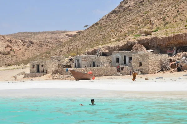 Socotra, en by på kusten av Arabiska havet — Stockfoto