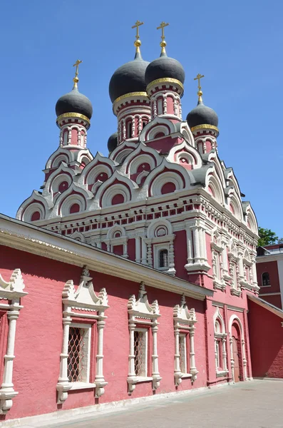 Mosca, la chiesa del Grande martire e vanquisitore in Endova, thea fattoria di SpasoPreobrazhensky Solovetsky monastero — Foto Stock