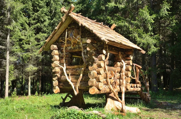 Pereslavl-zalessky,hut on chicken legs — Stock Photo, Image