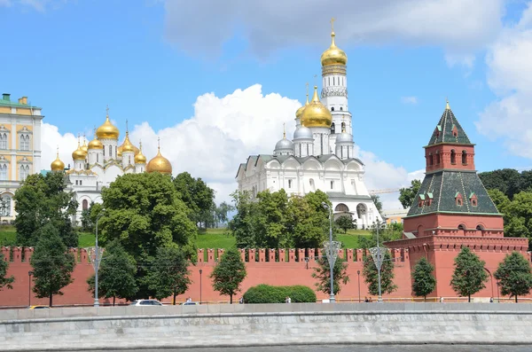 Cathedrals of Kremlin in Moscow — Stock Photo, Image