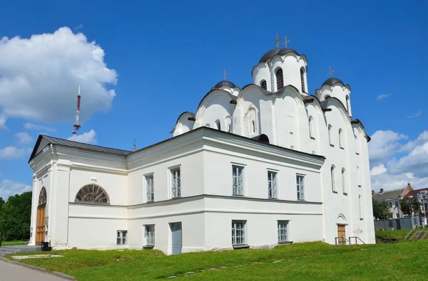 Novgorod, Jaroslawscher Hof, Nicholj-Dworischenski-Kathedrale, Goldener Ring Russlands — Stockfoto