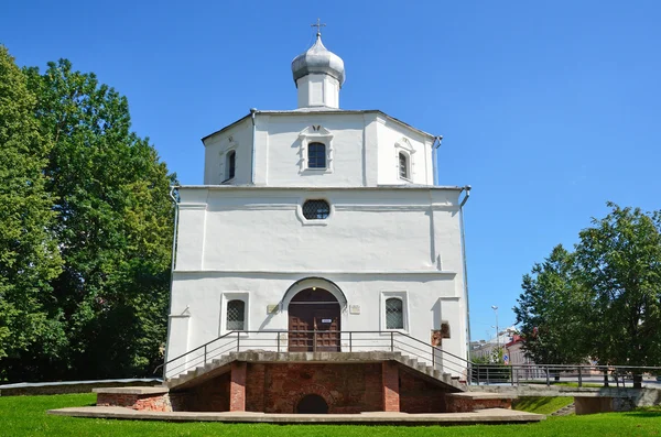 Bu varsayım üzerine Novgorod Yaroslav'ın sahasında pazarlık (1135 yıl) Kilisesi — Stok fotoğraf