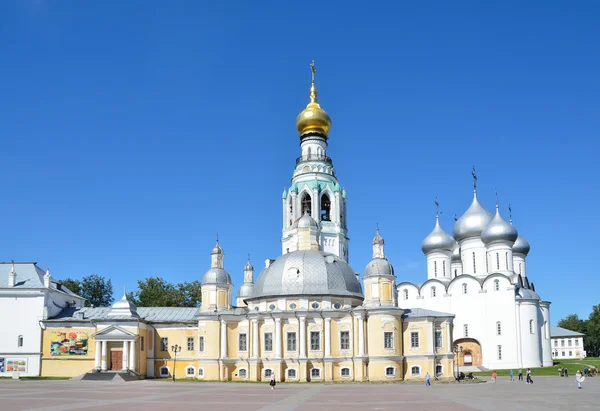 Kremlin em Vologda, Voskresensky e catedrais de Santa Sofia, anel dourado da Rússia — Fotografia de Stock