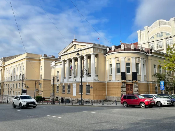 Vladivostok Rusia Septiembre 2021 Edificio Del Tribunal Regional Primorsky Colegio —  Fotos de Stock