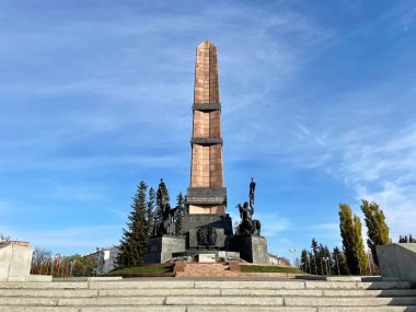 Ufa, Bashkortostan Cumhuriyeti, Rusya, 17 Ekim 2021: Ufa 'daki Rus ve Bashkir halkının Dostluk Anıtı. Bashkortostan Cumhuriyeti