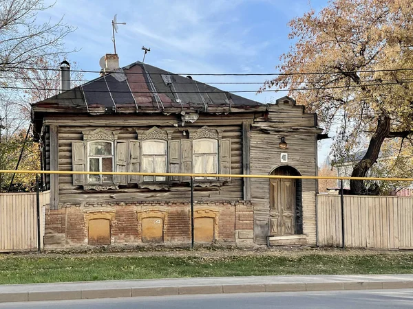 Casa Madeira Velha Não Mendeleev Street Ufa Outono República Bashkortostan — Fotografia de Stock