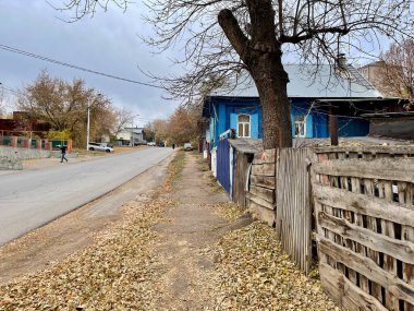 Ufa, Bashkortostan Cumhuriyeti, Rusya, 17 Ekim 2021: Sonbaharda Ufa 'da Posadskaya Caddesi. Bashkortostan Cumhuriyeti