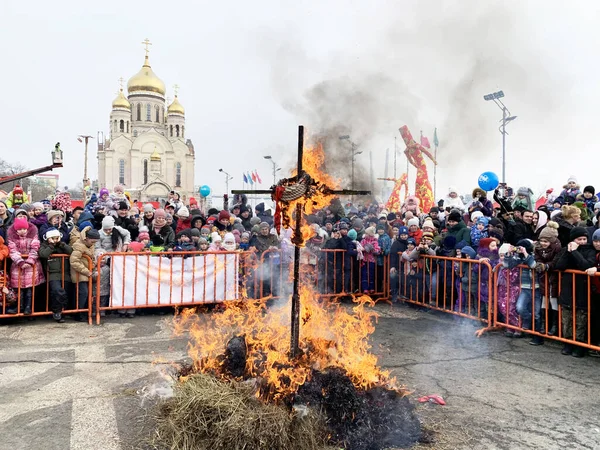 Vladivostok Russia March 2020 Vladivostok Square Fighters Revolution Seeing Winter — Stock Photo, Image