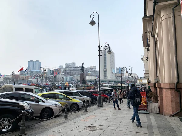 Vladivostok Russie Mars 2020 Manque Places Stationnement Sur Rue Svetlanskaya — Photo