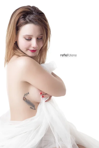 Attraente topless donna con tatuaggio — Foto Stock