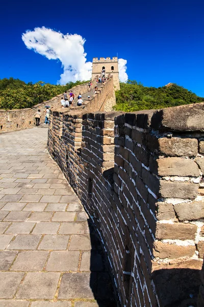 Sunny day at the great wall — Stock Photo, Image