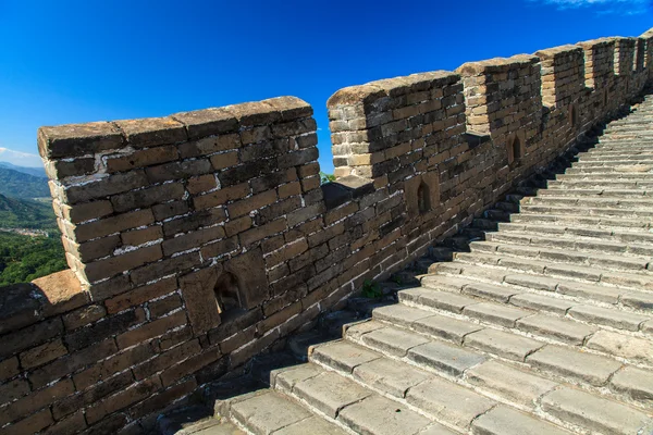 Escaleras de la gran muralla China — Foto de Stock