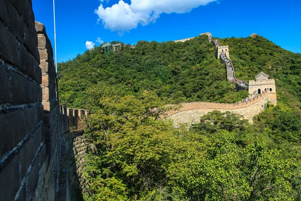 Sonniger Morgen an der großen Mauer in China — Stockfoto