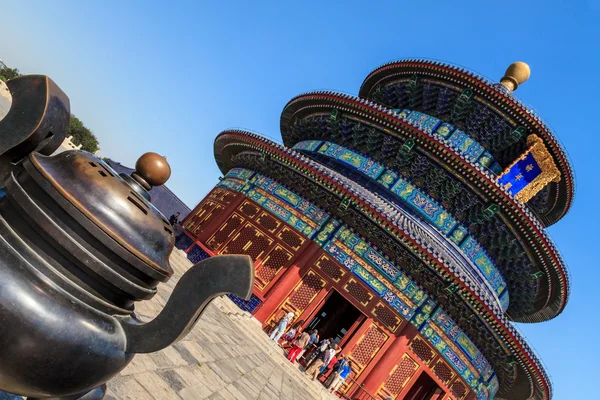 Temple of Heaven with fire bowl — Stock Photo, Image