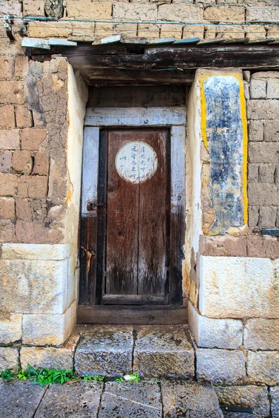 Entrance of a door in a traditional chinese house — Stock Photo, Image