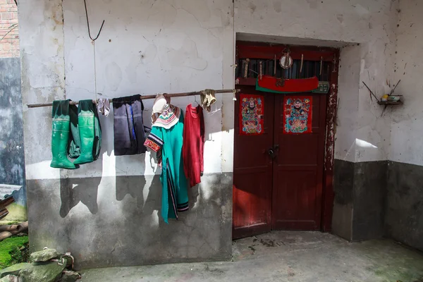 Casa in un piccolo villaggio cinese — Foto Stock