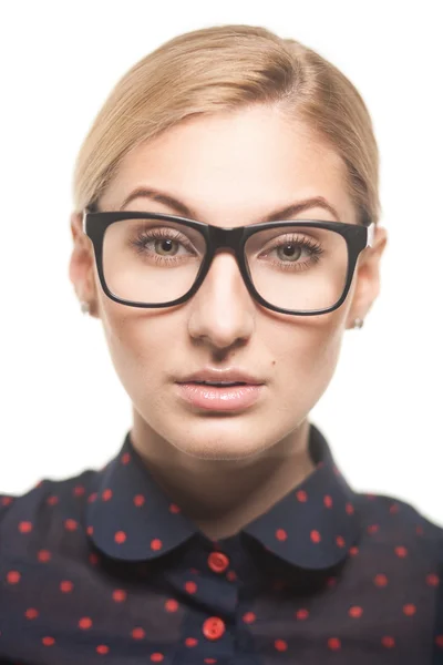 Retrato de uma mulher usando óculos — Fotografia de Stock