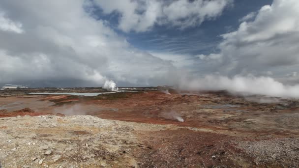 Estación de energía geotérmica en Islandia (Estación térmica ) — Vídeos de Stock