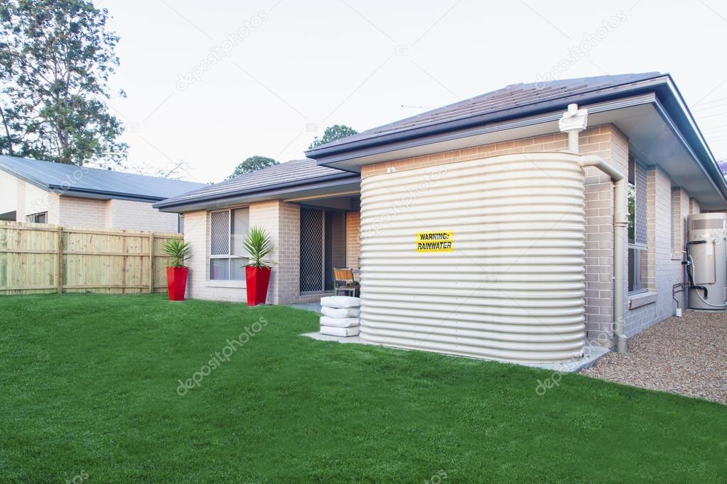 Australian backyard — Stock Photo © zstockphotos 22909882