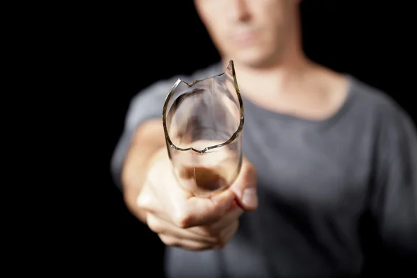 Törött üveg sört ember — Stock Fotó