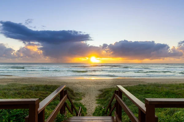 Východ Slunce Nad Tichým Oceánem Zlatém Pobřeží Queensland Austrálie — Stock fotografie