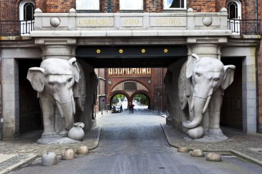 Kopenhag - Danimarka carlsberg brewery kapıda fil