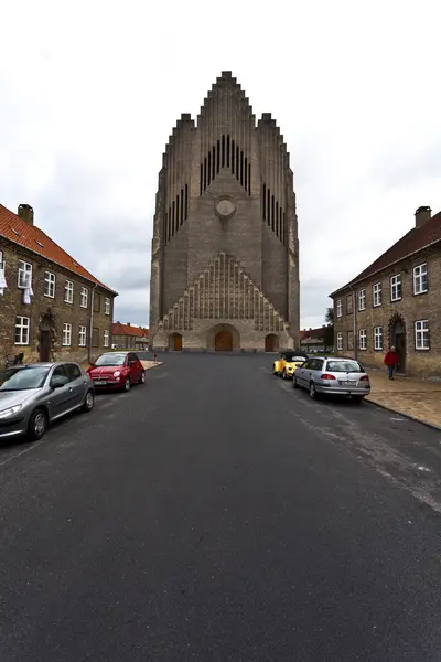 GRUNDTVIGS CHURCH IN BISPEBJERG - COPENHAGEN - DENMARK — Stock Photo, Image