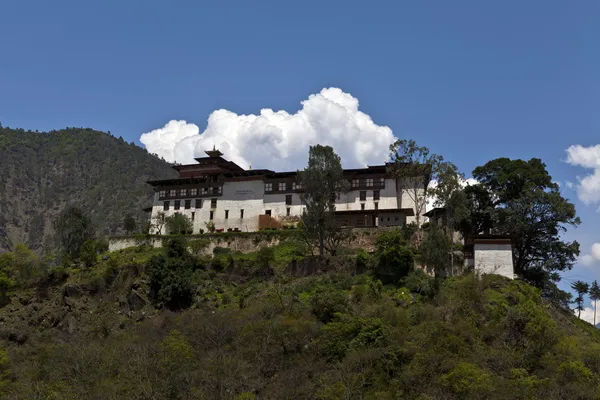Lhuentse dzong i östra bhutan - Asien — Stockfoto