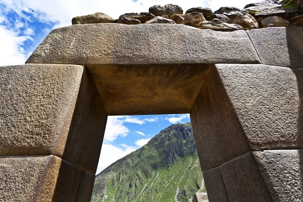 Inca ruiny ollantaytambo - twierdza w dolinie święte w pobliżu cuzco, w peru, Ameryka Południowa — Zdjęcie stockowe