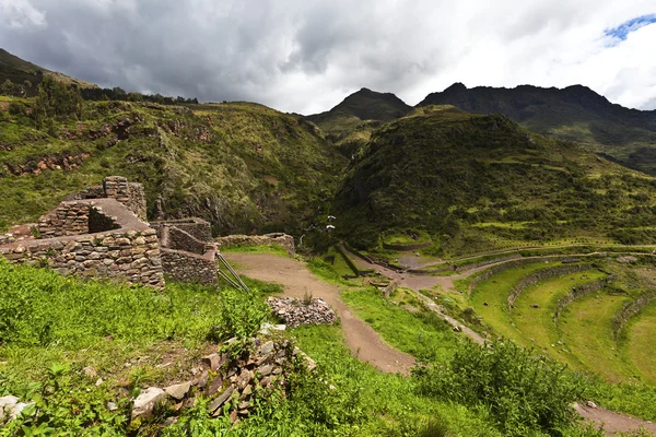 Pisaq, old Inca fortress and terraces in the Sacred Valley next to Cusco, Peru, South America — Stock Photo, Image