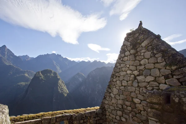 Rovine di una casa nella vecchia città Inca Machu Picchu - Perù - Sud America — Foto Stock