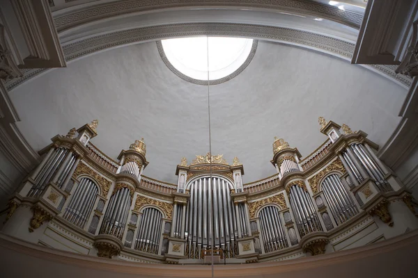 Orgel und Innenraum der Kathedrale von Helsinki (tuomiokirkko)) — Stockfoto