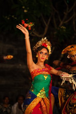 Yerel bir hindu Tapınağı Bali - Endonezya Bali dansı