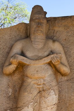 heykel bir kralın potgul vihara - polonnaruwa - sri Lanka