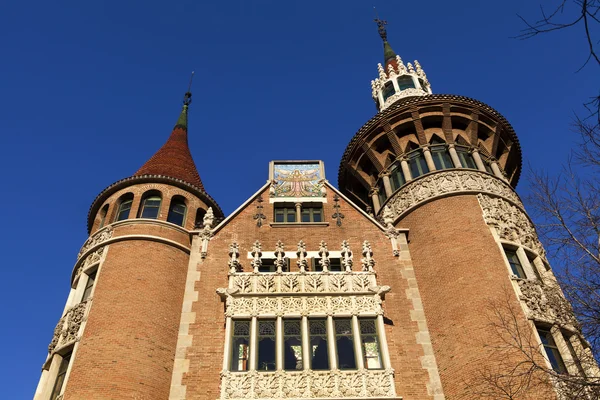 Casa de Terrades (Casa de les Punxes) in Barcelona city, Catalonia, Spain — Stock Photo, Image