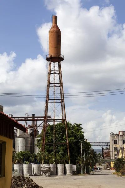 Former Bacardi brewery Hatuey in Santiago de Cuba, Cuba, North America — Stock Photo, Image