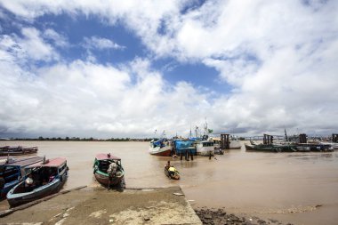 Surinam Nehri - surinam - Güney Amerika geçmeye paramaribo Limanı
