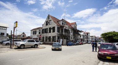 paramaribo Merkezi - Surinam - Güney Amerika'daki eski ev