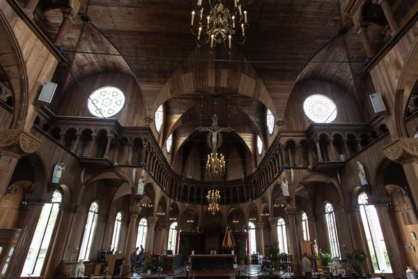 Interior da Catedral de São Petrus e Paulus em Paramaribo - Suriname - América do Sul — Fotografia de Stock