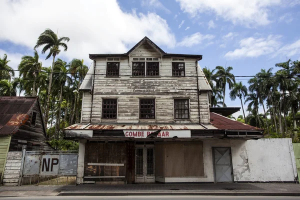 Old house in the center of Paramaribo - Suriname - South America — Stock Photo, Image