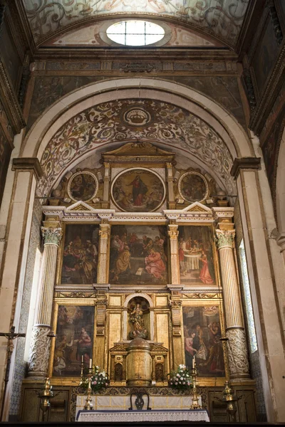 Interior de la iglesia de Santa Maria en Obidos, Portugal (Europa ) —  Fotos de Stock