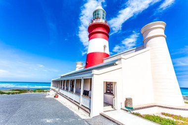 Cape Agulhas Deniz Feneri 'nin dışı, Batı Burnu, Güney Afrika, Afrika