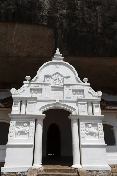 Esterno Dei Templi Rupestri Buddisti Dambulla Sri Lanka Centrale Sri — Foto Stock