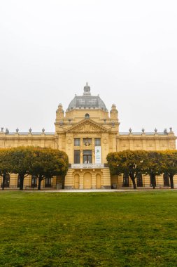 Zagreb, Hırvatistan, Balkanlar ve Avrupa 'daki Sanat Pavyonu' nun dış cephesi