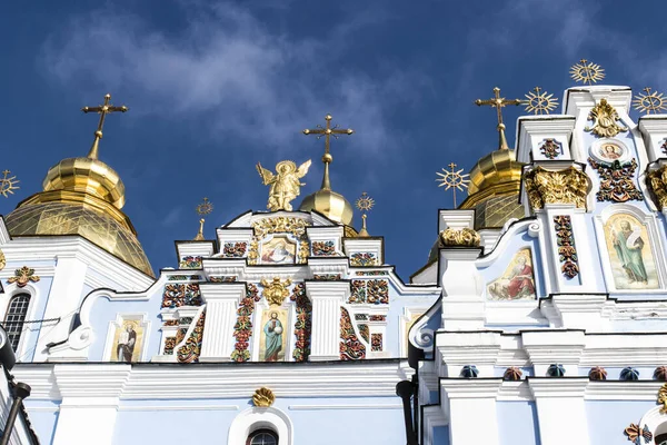 Kyiv, Ukrayna, Avrupa 'daki Aziz Michaels Manastırı cephesi