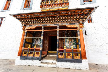 Tapınağın Paro, Butan, Asya 'daki Rinpun Dzong Manastırı' nın içinden çıkarılması