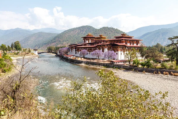 Вид Монастырь Пунакха Цонг Пейзаж Рекой Чху Бхутан Азия — стоковое фото