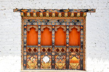 Punakha, Butan, Asya 'daki Punakha dzong Manastırı' nın ön cephesini süsleyin.